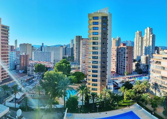 Bermudas Apartamento Con Piscina Y Garaje En Benidorm